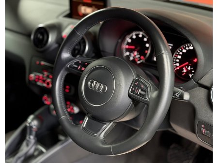 2017 Audi A1 - thumbnail 38