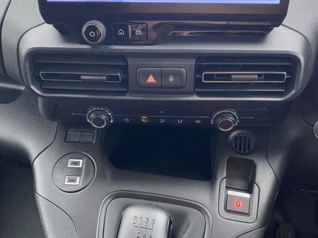 2025 Fiat Doblo SWB 1.5 100HP 650KG 4DR €21,450 thumbnail