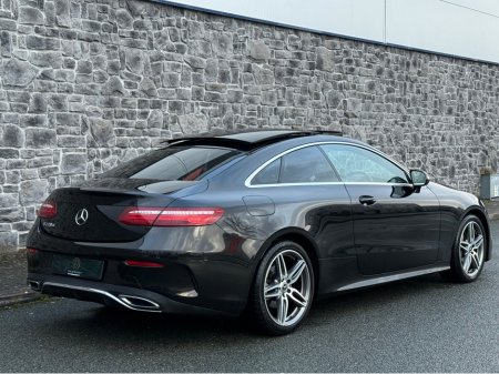 2019 Mercedes-Benz E Class - thumbnail 3