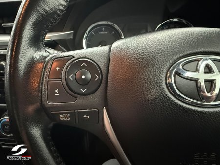 2015 Toyota Corolla - thumbnail 16