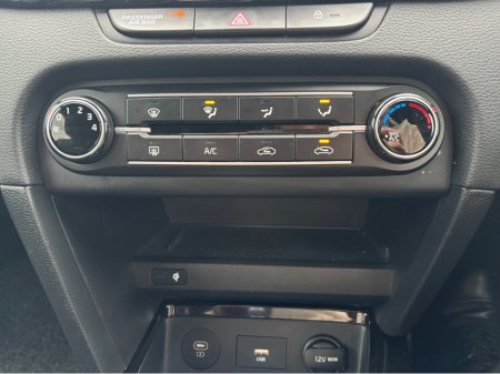 2025 Kia Ceed - thumbnail 18