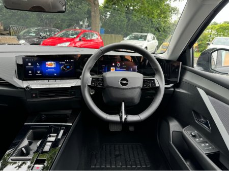 2026 Opel Astra E | SC | 155PS €35,070