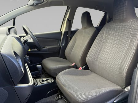 2017 Toyota Vitz 1.3 Petrol Auto €11,000 thumbnail