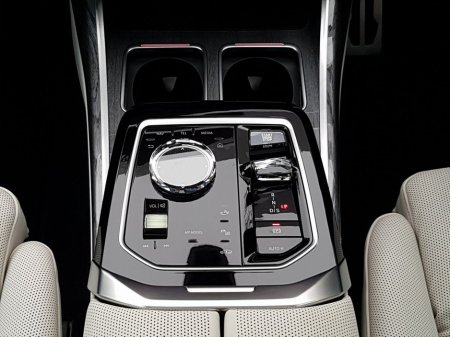 2024 BMW 7 Series 750e M Sport Pro €99,995 thumbnail