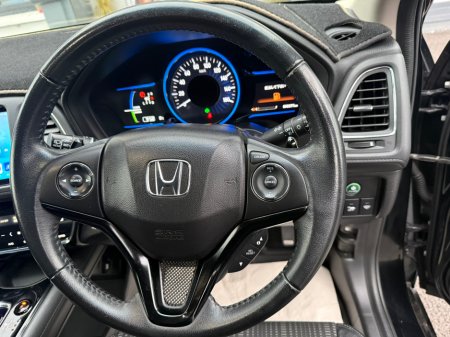 2015 Honda Vezel  €14,990 thumbnail