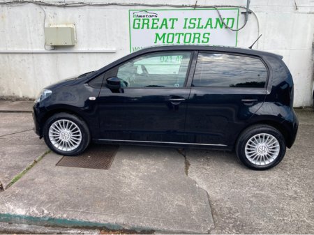 2017 Volkswagen up! 1.0 75BHP TAKE UP €12,250