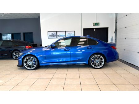 2022 BMW 3 Series - thumbnail 2