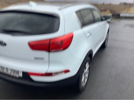 2015 Kia Sportage - view 3