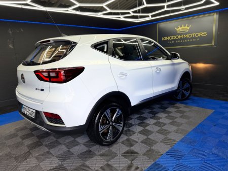 2020 MG ZS  €13,799 thumbnail