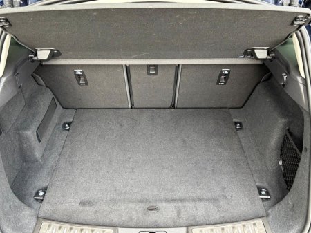 2022 Land Rover Range Rover Evoque SUNROOF P300E R-DYNAMIC SE 4WD €36,995 thumbnail