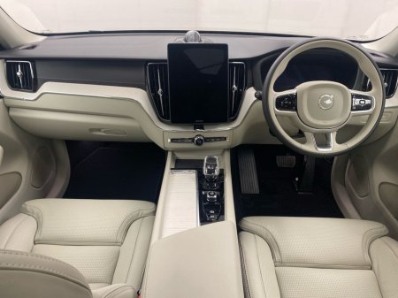 2026 Volvo XC60 - thumbnail 10