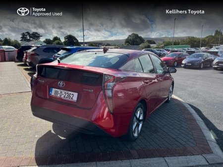 2018 Toyota Prius - thumbnail 2