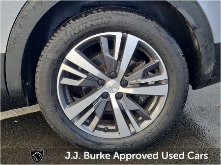 2024 Peugeot 3008 1.5 BlueHDi 130bhp Auto Allure €34,950 thumbnail