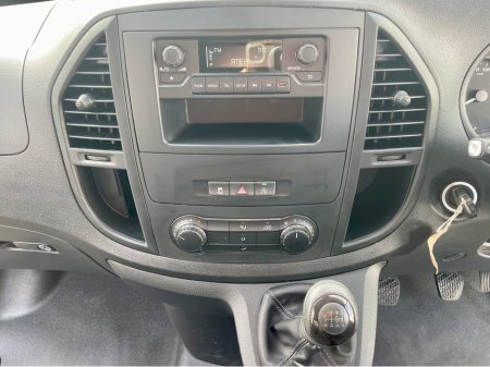 2023 Mercedes-Benz Vito - thumbnail 11