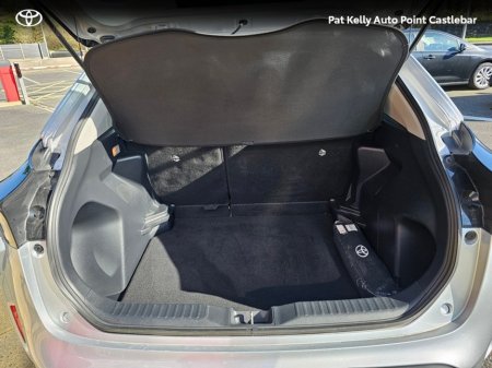 2025 Toyota Yaris Cross - thumbnail 10