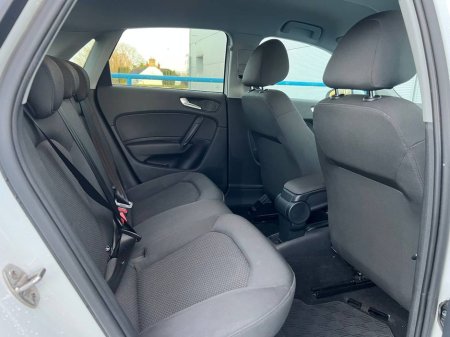 2018 Audi A1 S-LINE PACK 1.0 TFSI // AUDI SERVICE HISTORY // NEW 17" S-LINE ALLOYS // PARKING SENSORS €16,900 thumbnail