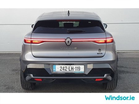 2024 Renault Megane E-Tech EV40 130hp Techno €25,495 thumbnail