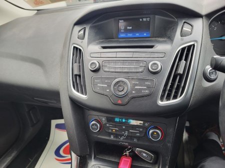 2016 Ford Focus - photo 5