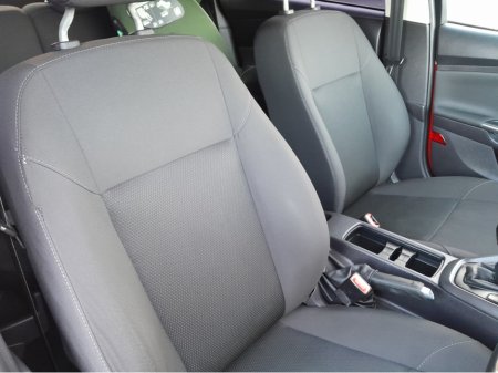 2015 Ford Focus STYLE 1.6 TDCI 95PS 5DR 4DR €8,750 thumbnail