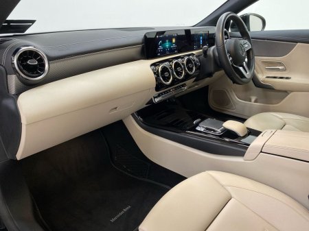 2020 Mercedes-Benz CLA Class - thumbnail 6