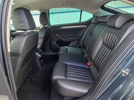 2018 Skoda Superb - thumbnail 27