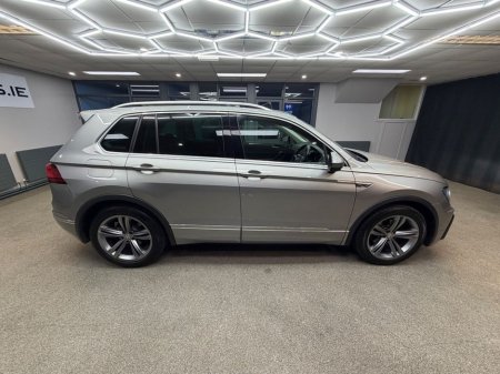 2019 Volkswagen Tiguan - thumbnail 11