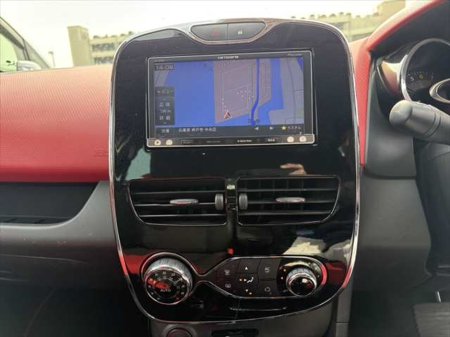 2014 Renault Clio - thumbnail 13