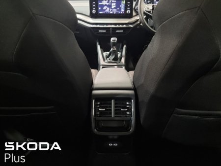 2023 Skoda Octavia - thumbnail 23