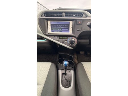 2012 Toyota Aqua  €8,000 thumbnail