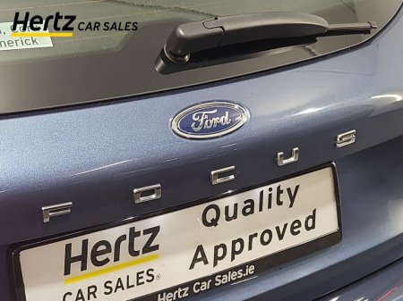 2023 Ford Focus - thumbnail 10