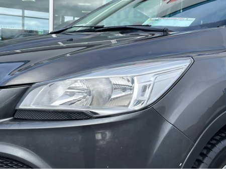 2015 Ford Kuga - thumbnail 3