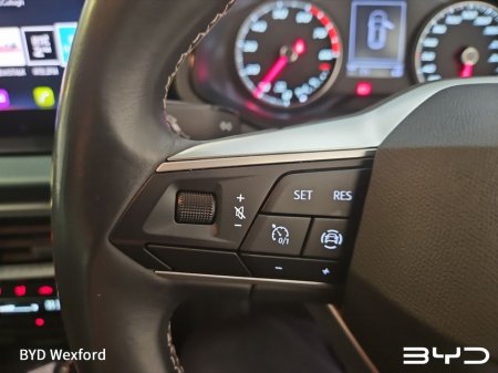 2022 SEAT Arona 1.0TSI 110hp Xperience €18,975 thumbnail