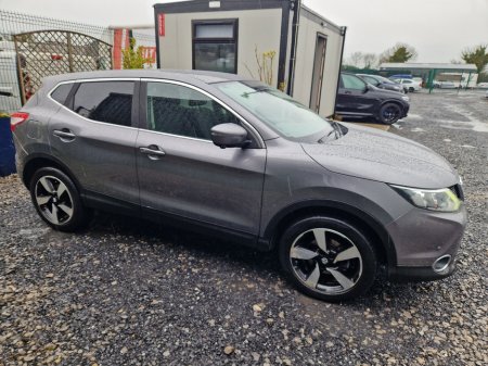 2015 Nissan Qashqai 1.5 DSL SV PREMIUM €7,950 thumbnail