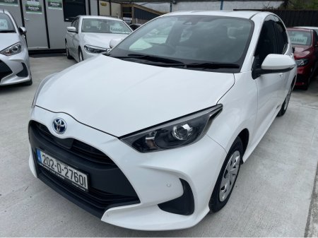 2020 Toyota Yaris - thumbnail 4