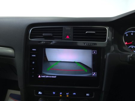 2017 Volkswagen Golf 1.2 TSI DSG EST 110HP BMT Trendline €16,950 thumbnail