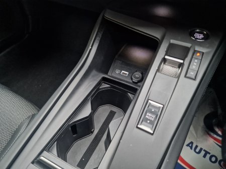 2022 Peugeot 308 Allure 1.5 HDI Auto 130 4DR AU €22,950 thumbnail