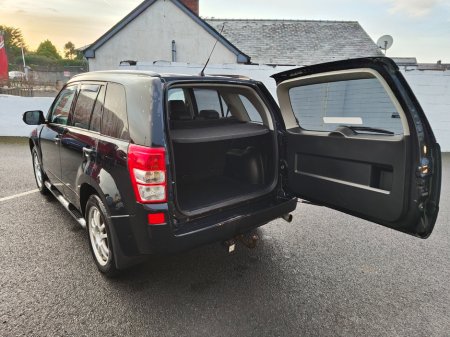 2011 Suzuki Grand Vitara - thumbnail 7