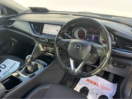 2018 Opel Insignia GRAND SPORT SE 1.6 13 136PS 5DR €12,950 thumbnail