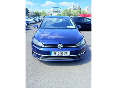 2019 Volkswagen Golf e-GOLF €19,000