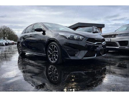 2023 Kia Ceed - thumbnail 1