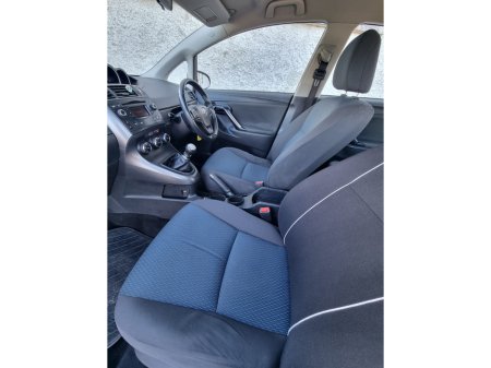 2018 Toyota Verso - thumbnail 17