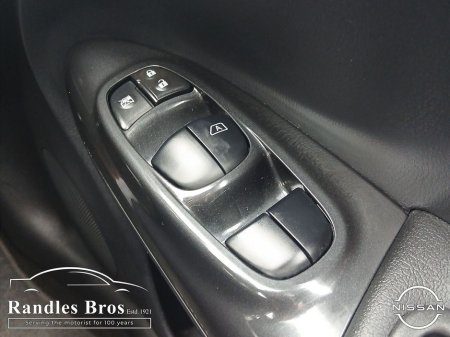 2019 Nissan Juke - thumbnail 22