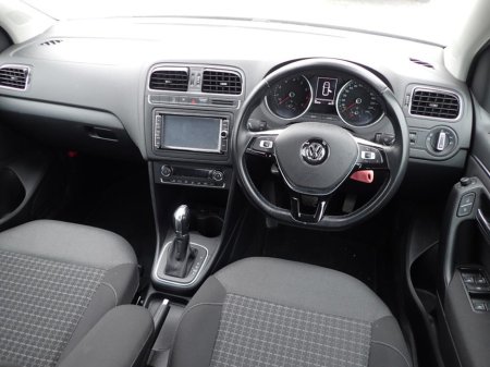 2016 Volkswagen Polo - thumbnail 2