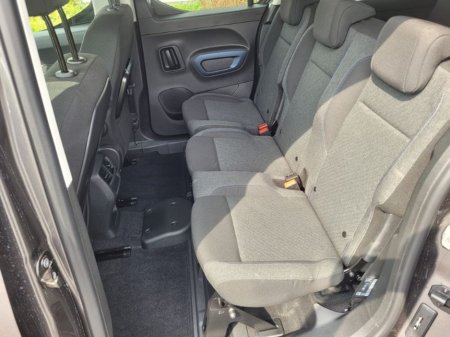 2023 Peugeot Rifter - thumbnail 13