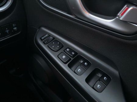 2022 Hyundai Kona - thumbnail 22