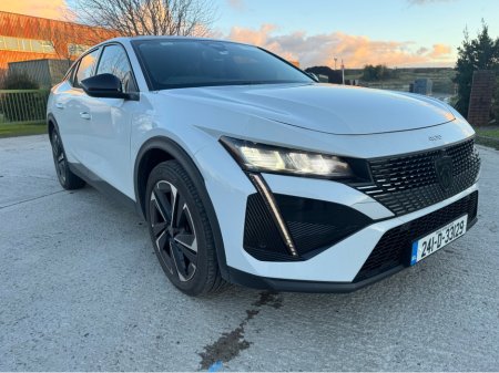 2024 Peugeot 408 ALLURE 1.2 130 AUTOMATIC 6 €30,995 thumbnail