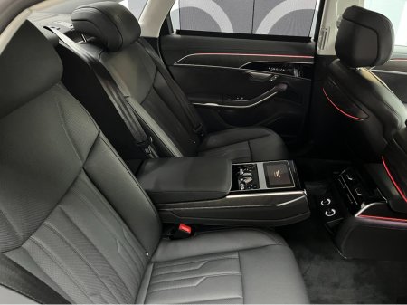 2024 Audi A8 - thumbnail 18