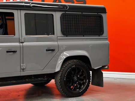 2015 Land Rover Defender TD XS UTILITY WAGON #87 thumbnail
