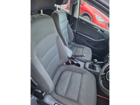 2015 Volkswagen Jetta CL 2.0 TDI MANUAL 5SPEED 110HP 4DR €9,995 thumbnail