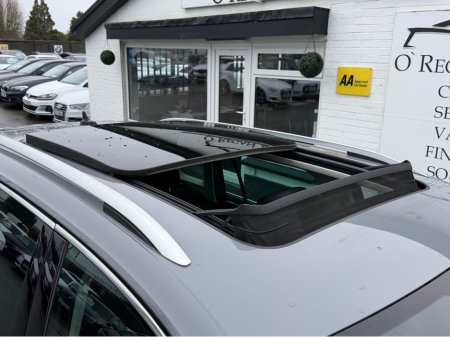 2021 Volkswagen Tiguan - thumbnail 10